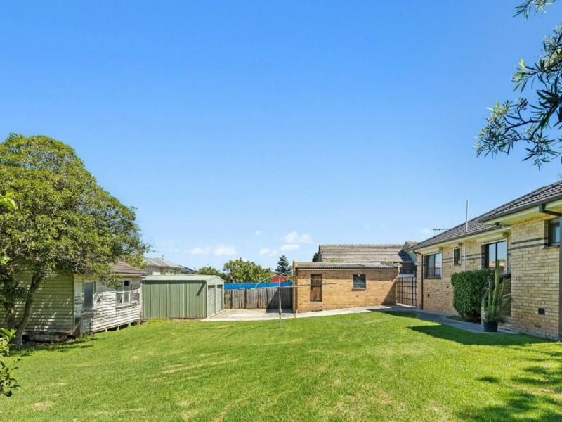 28-30 Holmes Street, Noble Park VIC 3174