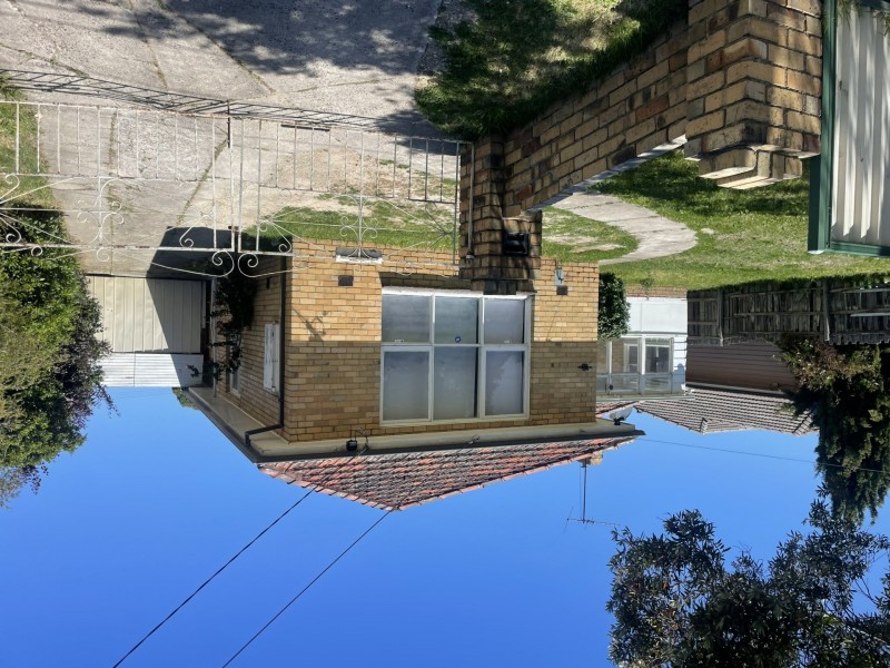 18 Young Street, Springvale VIC 3171