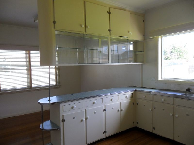 8 Mather Road, Noble Park VIC 3174