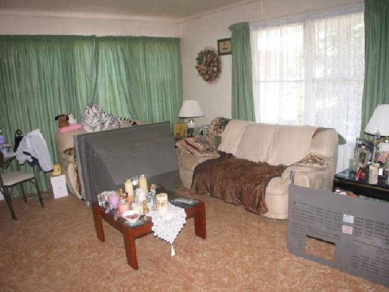 4 Pittosporum Grove, Doveton VIC 3177