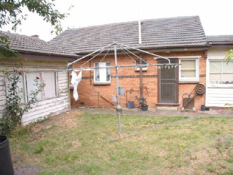 68 Potter Street, Dandenong VIC 3175