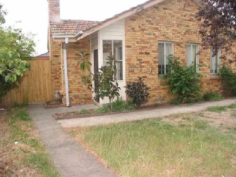 53 Menzies Avenue, Dandenong North VIC 3175