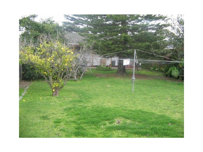 15 Clive Street, Springvale VIC 3171