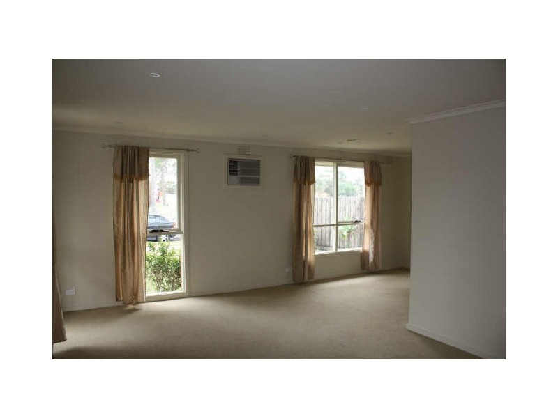 13 Carribean Drive, Keysborough VIC 3173