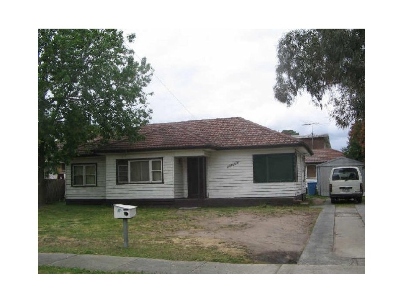 11 Hopetoun Street, Dandenong VIC 3175