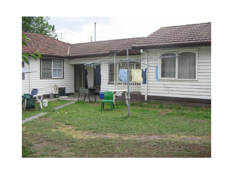 11 Hopetoun Street, Dandenong VIC 3175