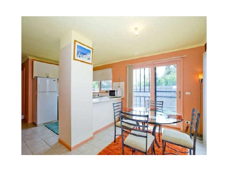 2/25B Leonard Avenue, Noble Park VIC 3174