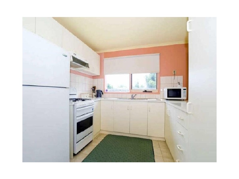 2/25B Leonard Avenue, Noble Park VIC 3174