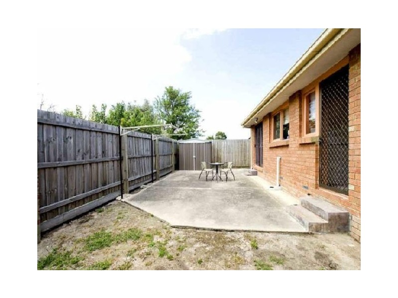 2/25B Leonard Avenue, Noble Park VIC 3174