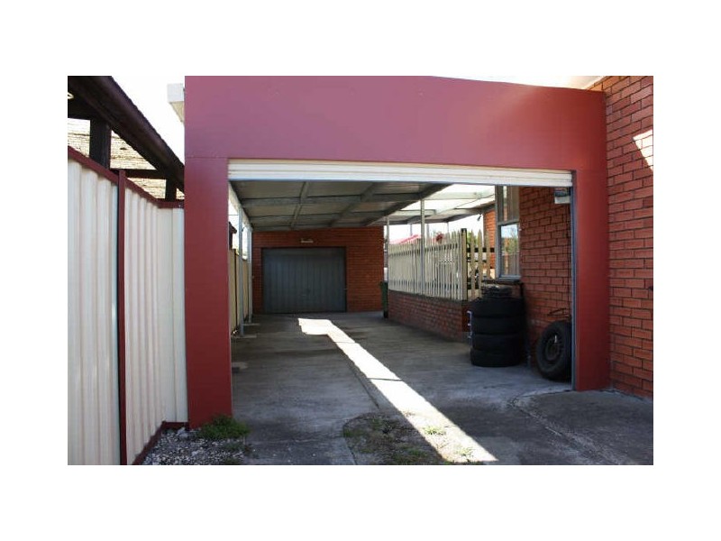 4 Maroubra Avenue, Noble Park VIC 3174