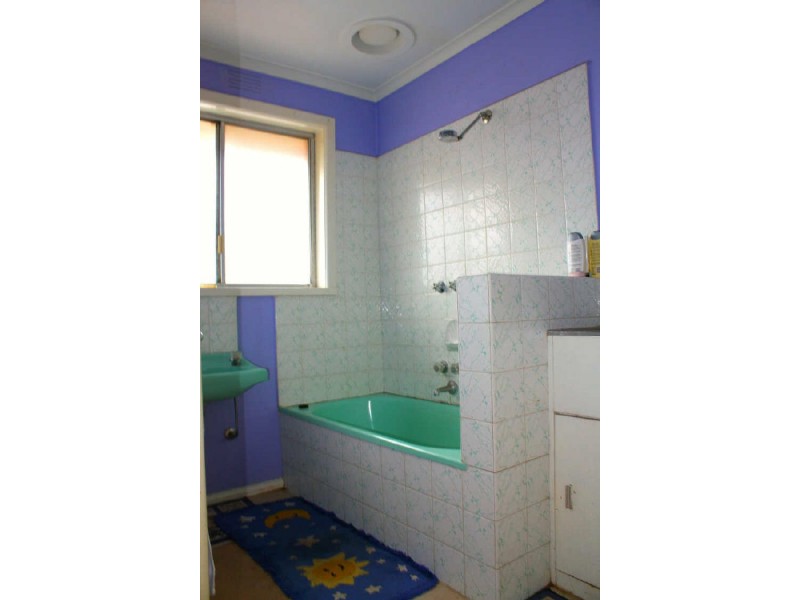 12/24 Leonard Avenue, Noble Park VIC 3174