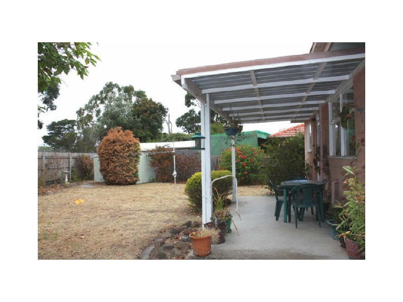 31 Glenwood Drive, Springvale South VIC 3172
