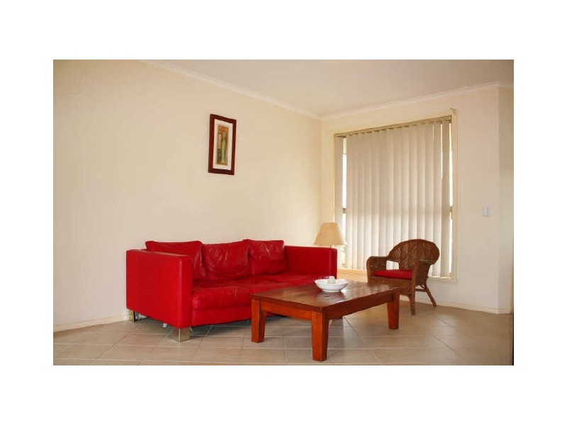 3/18 Vincent Crescent, Noble Park VIC 3174