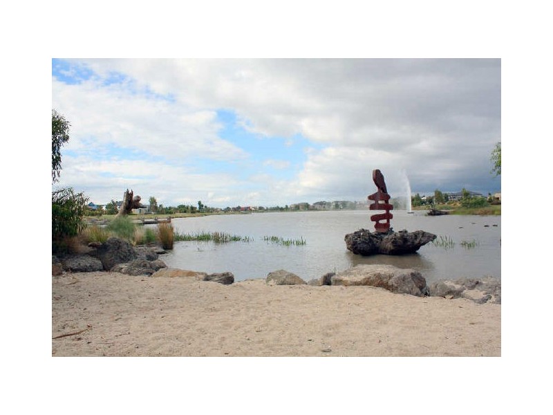 Lot 106/14 Lake King Circle, Waterways VIC 3195