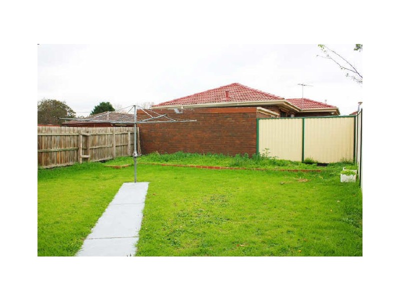 1/25 Stella Avenue, Noble Park VIC 3174