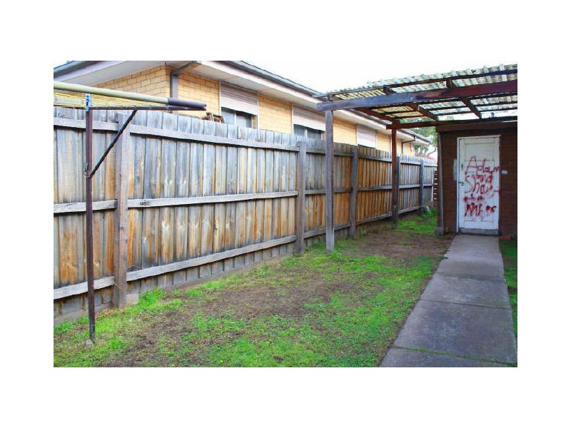 1/11 Stuart Street, Noble Park VIC 3174