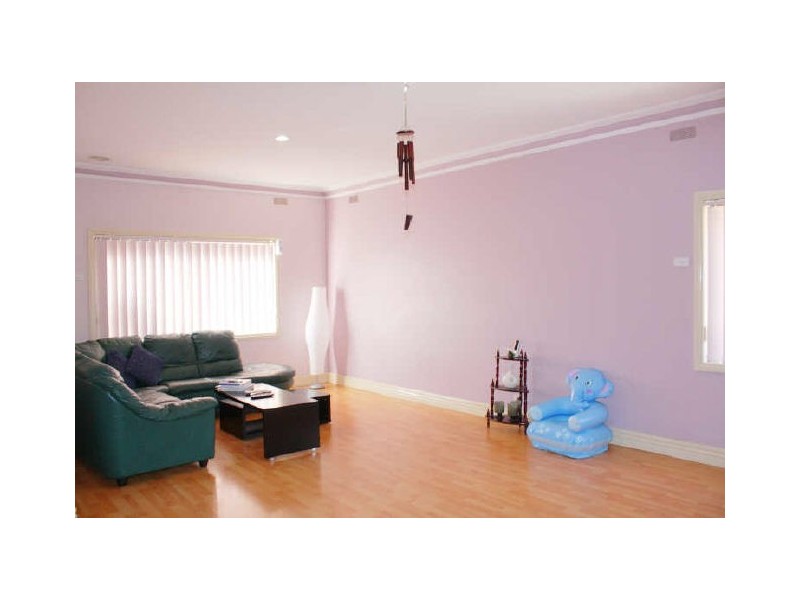 1/12 Myrtle Street, Noble Park VIC 3174