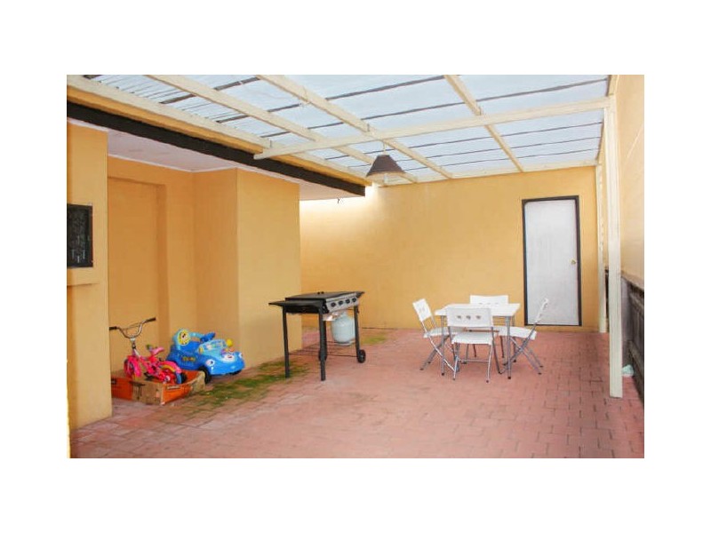 1/12 Myrtle Street, Noble Park VIC 3174