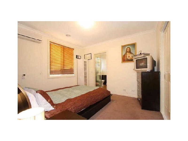 3/23 Camellia Avenue, Noble Park North VIC 3174