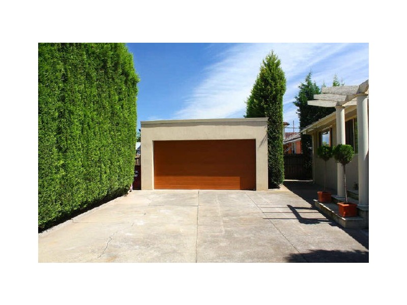 4 Azalea Crescent, Dandenong North VIC 3175