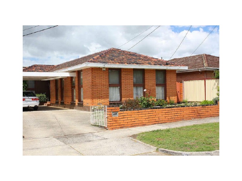 4 Gerard Street, Dandenong North VIC 3175