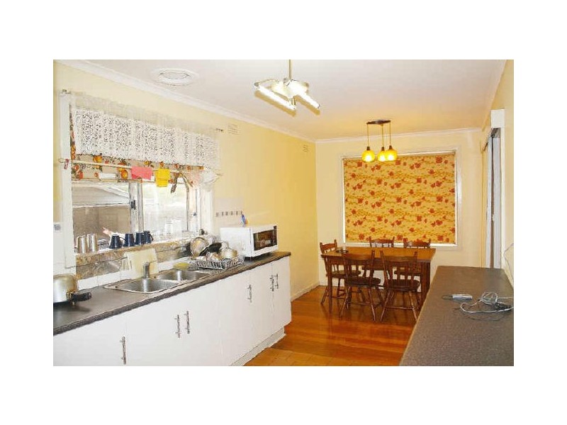 28 Malcolm Crescent, Keysborough VIC 3173