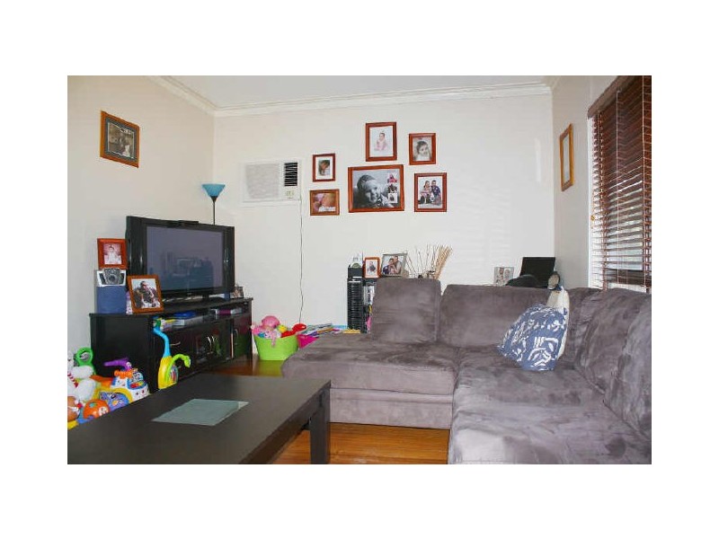 39 Pinewood Avenue, Dandenong North VIC 3175