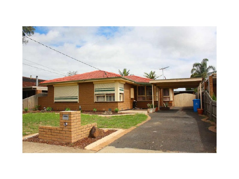 16 Bellarine Court, Keysborough VIC 3173