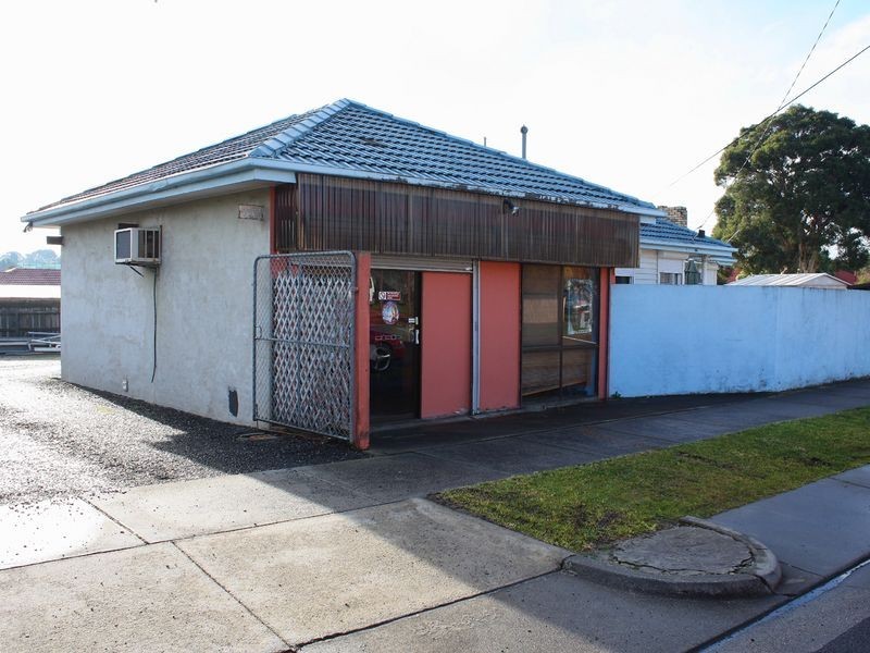 34 Oakwood Avenue, Dandenong North VIC 3175