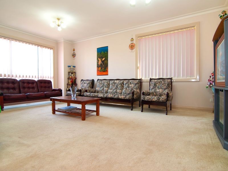3 Erica Close, Endeavour Hills VIC 3802