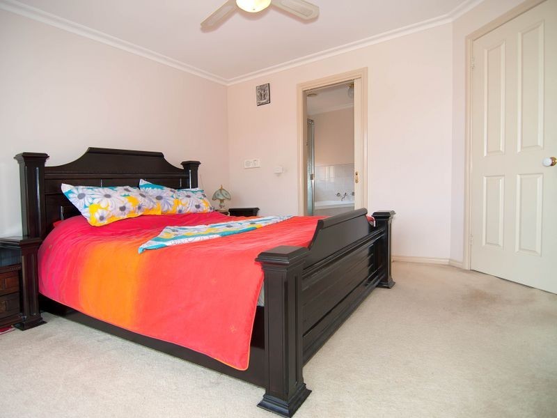 3 Erica Close, Endeavour Hills VIC 3802