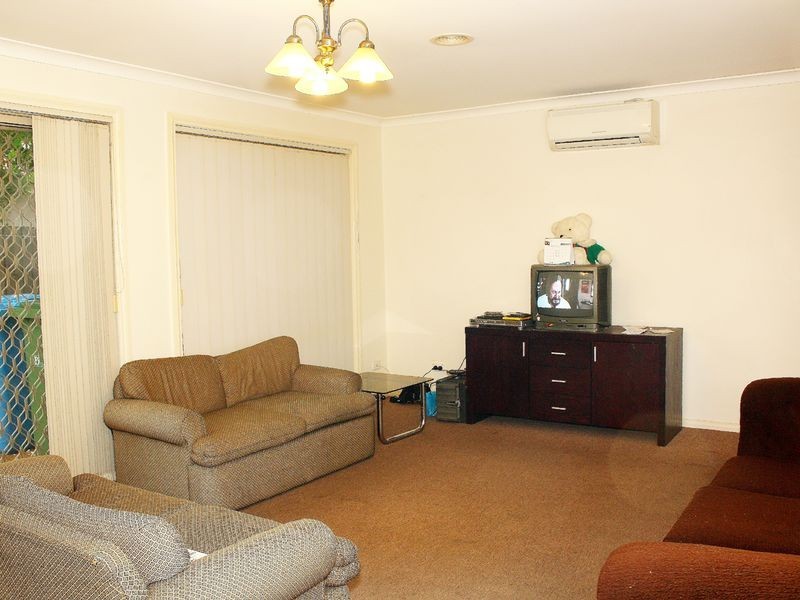 2/82 Corrigan Road, Noble Park VIC 3174