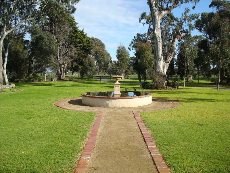 297 Chapel Road, Keysborough VIC 3173