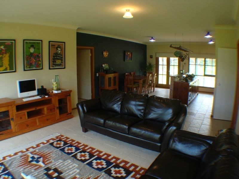 297 Chapel Road, Keysborough VIC 3173