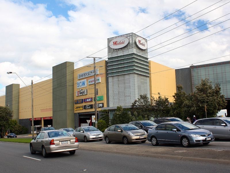 18/1-6 Chaprowe Court, Cheltenham VIC 3192