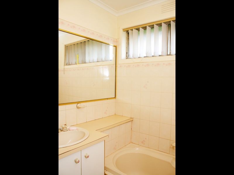 12 Jacksons Road, Noble Park North VIC 3174