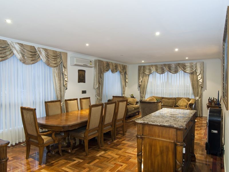 1 Sherwood Crescent, Dandenong North VIC 3175