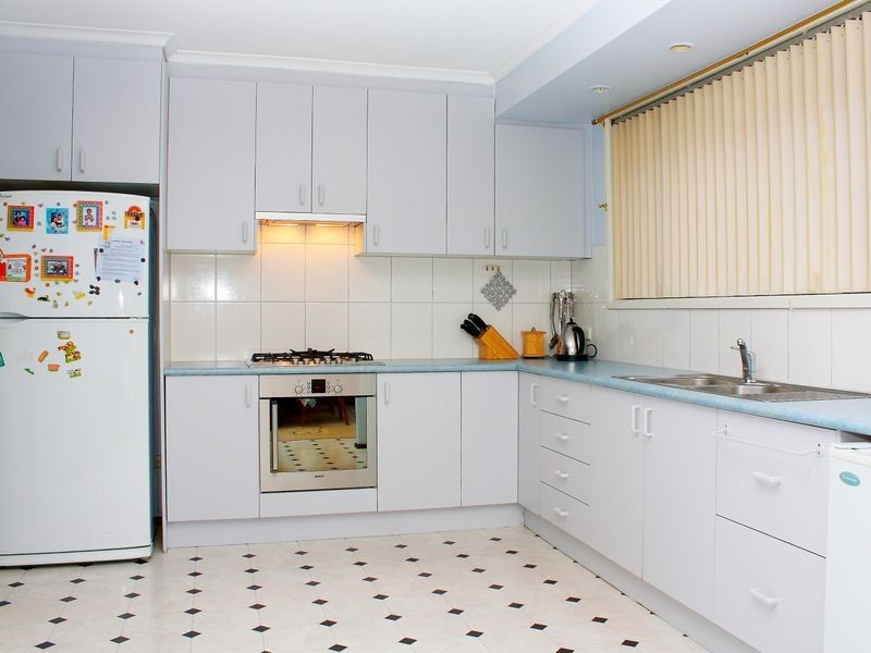 17 Dozey Place, Endeavour Hills VIC 3802