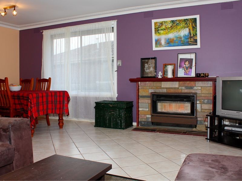 19 Holly Avenue, Dandenong North VIC 3175