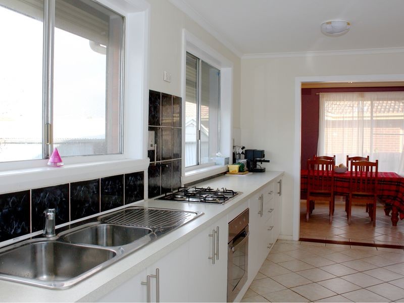 19 Holly Avenue, Dandenong North VIC 3175