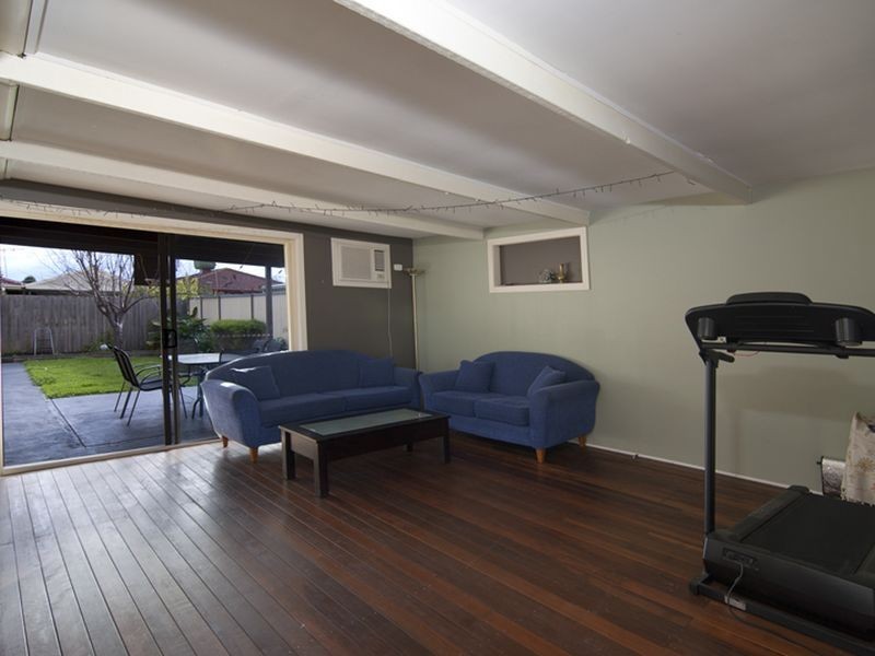 22 Greenleaf Court, Keysborough VIC 3173