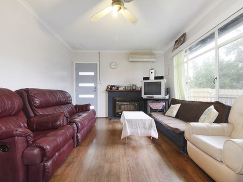 1/28 Menzies Avenue, Dandenong North VIC 3175