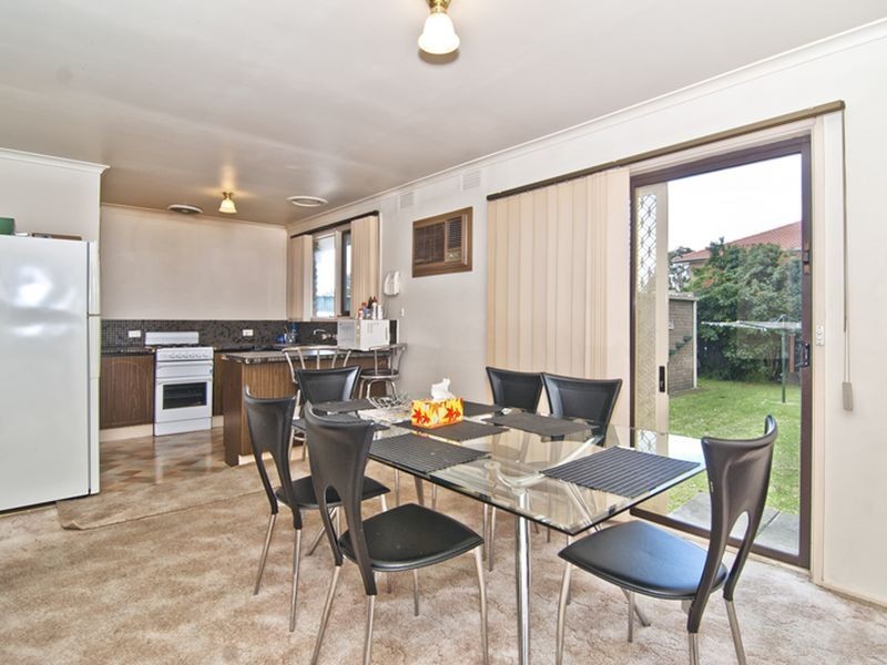 8 Caledonian Court, Keysborough VIC 3173