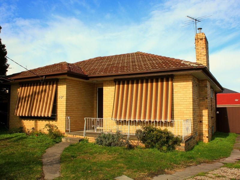 8 Banksia Court, Noble Park VIC 3174