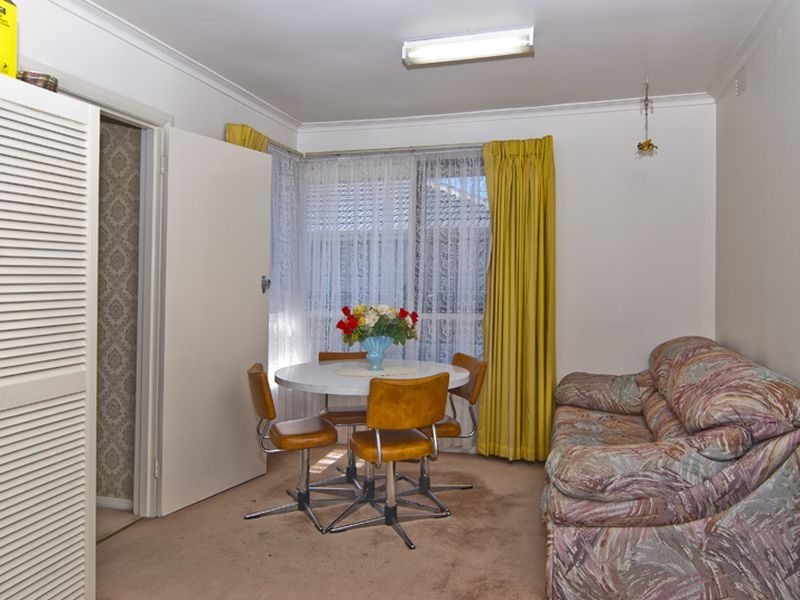 16 Simon Avenue, Noble Park VIC 3174