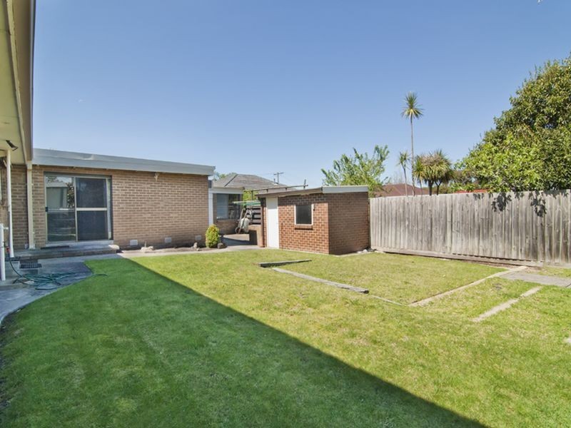 16 Simon Avenue, Noble Park VIC 3174