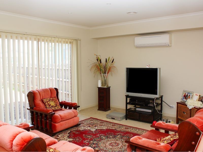 1/1072 Heatherton Road, Noble Park VIC 3174