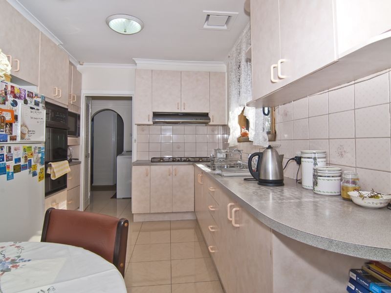 10 Broadoak Street, Noble Park VIC 3174