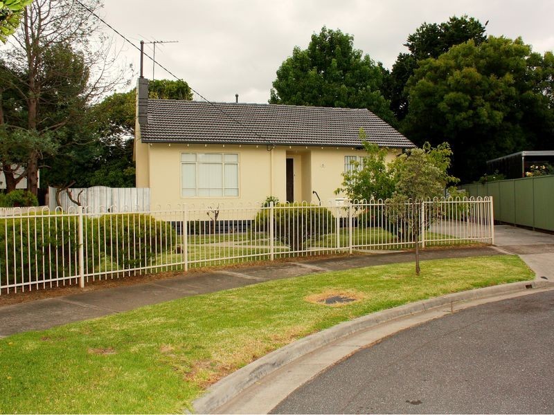 6 Maple Court, Doveton VIC 3177