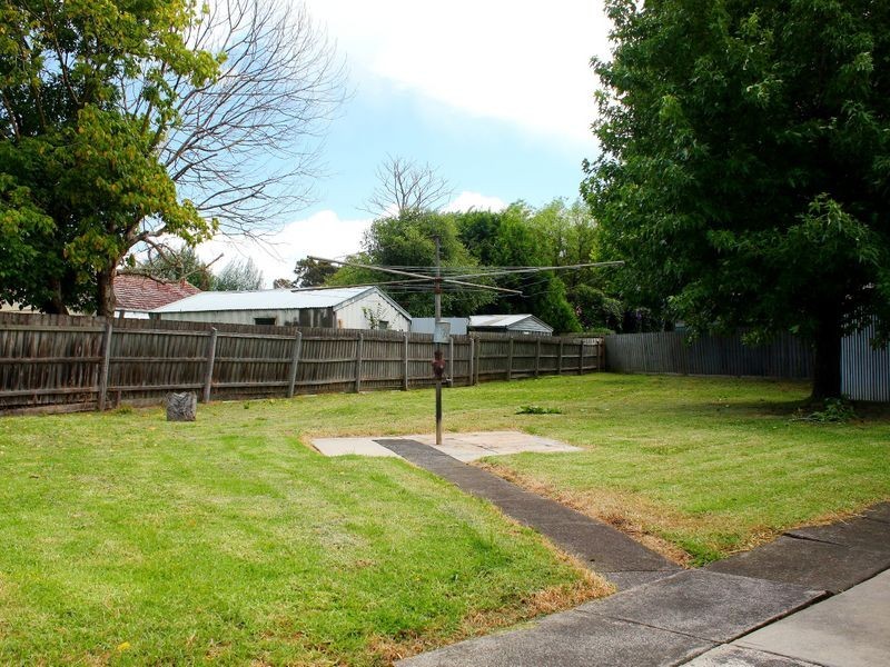 6 Maple Court, Doveton VIC 3177